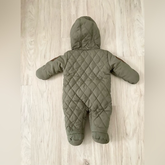 Perry Ellis Boy Snowsuit - Size 3-6 Months - Picture 2 of 3